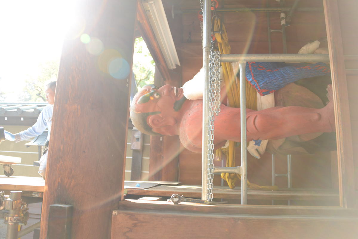 阿形仁王像の搬出作業